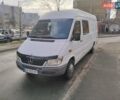 Белый Мерседес Sprinter, объемом двигателя 2.2 л и пробегом 302 тыс. км за 11500 $, фото 1 на Automoto.ua