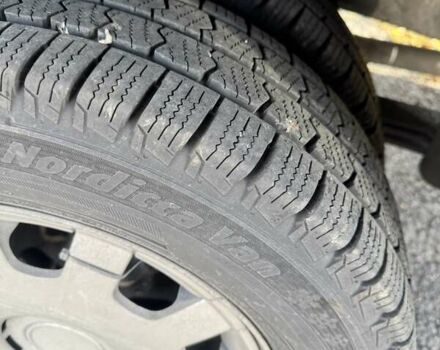 Белый Мерседес Sprinter, объемом двигателя 2.1 л и пробегом 800 тыс. км за 8500 $, фото 4 на Automoto.ua