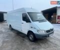 Белый Мерседес Sprinter, объемом двигателя 2.2 л и пробегом 700 тыс. км за 8000 $, фото 1 на Automoto.ua