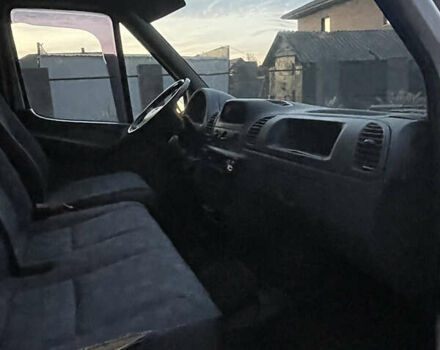 Мерседес Sprinter 2005 в Луцке на Automoto.ua Белый Мерседес Sprinter, объемом двигателя 2.15 л и пробегом 387 тыс. км за 6500 $, фото 19 на Automoto.ua
