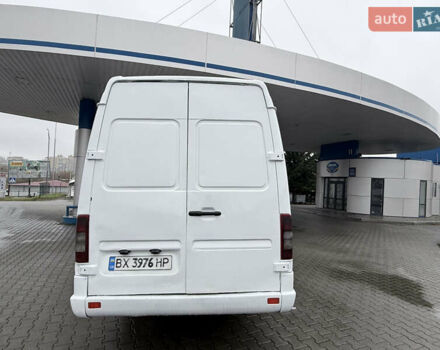 Белый Мерседес Sprinter, объемом двигателя 2.15 л и пробегом 480 тыс. км за 7200 $, фото 10 на Automoto.ua