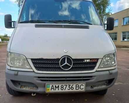 Білий Мерседес Sprinter, об'ємом двигуна 27 л та пробігом 695 тис. км за 8550 $, фото 1 на Automoto.ua