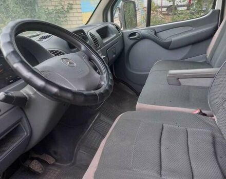 Білий Мерседес Sprinter, об'ємом двигуна 2.7 л та пробігом 400 тис. км за 10000 $, фото 3 на Automoto.ua