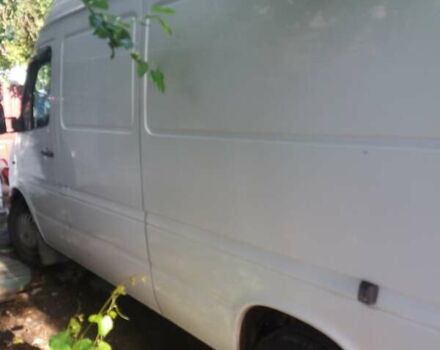 Білий Мерседес Sprinter, об'ємом двигуна 2.7 л та пробігом 400 тис. км за 10000 $, фото 9 на Automoto.ua
