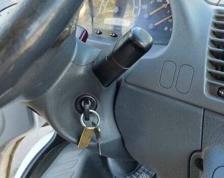 Белый Мерседес Sprinter, объемом двигателя 2.7 л и пробегом 495 тыс. км за 9000 $, фото 10 на Automoto.ua