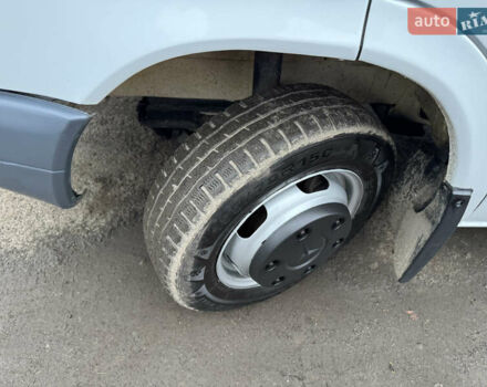 Білий Мерседес Sprinter, об'ємом двигуна 2.2 л та пробігом 197 тис. км за 15700 $, фото 4 на Automoto.ua