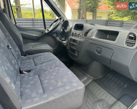 Белый Мерседес Sprinter, объемом двигателя 0 л и пробегом 350 тыс. км за 18000 $, фото 12 на Automoto.ua
