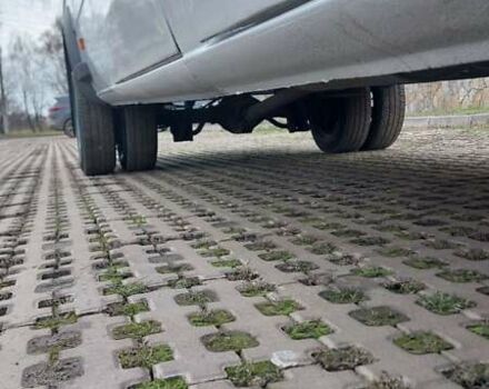 Белый Мерседес Sprinter, объемом двигателя 2.7 л и пробегом 538 тыс. км за 16999 $, фото 9 на Automoto.ua