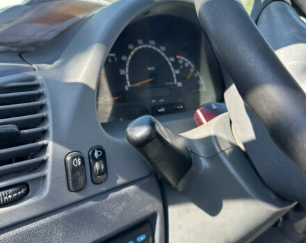 Білий Мерседес Sprinter, об'ємом двигуна 0 л та пробігом 300 тис. км за 17500 $, фото 12 на Automoto.ua
