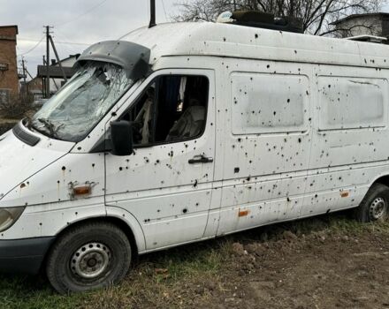 Белый Мерседес Sprinter, объемом двигателя 0 л и пробегом 401 тыс. км за 999 $, фото 1 на Automoto.ua