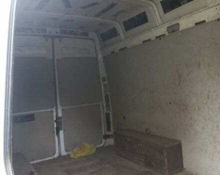 Білий Мерседес Sprinter, об'ємом двигуна 2.7 л та пробігом 400 тис. км за 10000 $, фото 7 на Automoto.ua