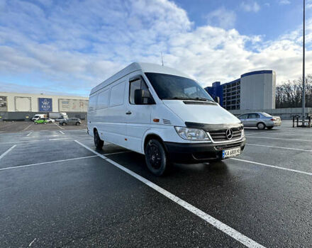 Белый Мерседес Sprinter, объемом двигателя 2.15 л и пробегом 400 тыс. км за 8000 $, фото 11 на Automoto.ua