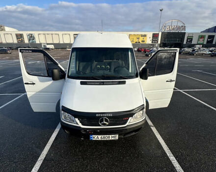 Белый Мерседес Sprinter, объемом двигателя 2.15 л и пробегом 400 тыс. км за 8000 $, фото 38 на Automoto.ua