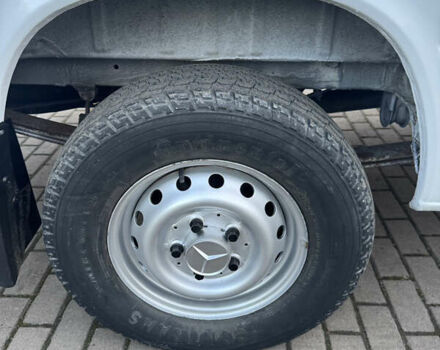 Белый Мерседес Sprinter, объемом двигателя 2.2 л и пробегом 351 тыс. км за 10600 $, фото 58 на Automoto.ua