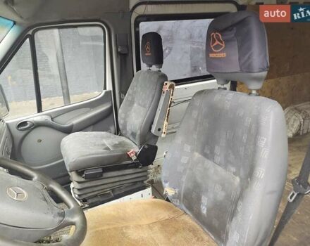 Білий Мерседес Sprinter, об'ємом двигуна 2.7 л та пробігом 403 тис. км за 5250 $, фото 19 на Automoto.ua