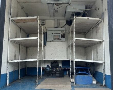 Белый Мерседес Sprinter, объемом двигателя 2.7 л и пробегом 400 тыс. км за 5500 $, фото 5 на Automoto.ua