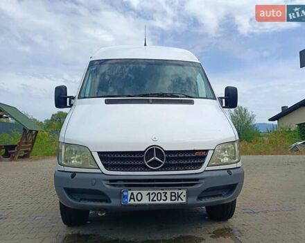 Белый Мерседес Sprinter, объемом двигателя 2.7 л и пробегом 623 тыс. км за 10700 $, фото 14 на Automoto.ua