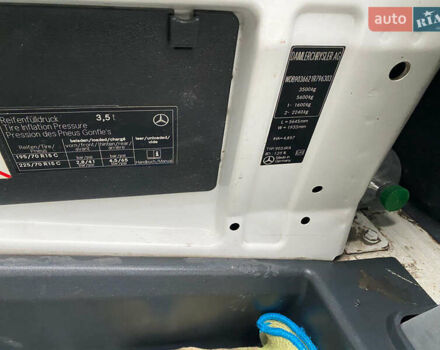 Білий Мерседес Sprinter, об'ємом двигуна 2.2 л та пробігом 390 тис. км за 6999 $, фото 53 на Automoto.ua