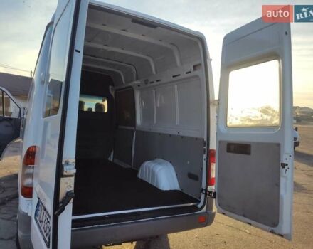 Белый Мерседес Sprinter, объемом двигателя 0 л и пробегом 260 тыс. км за 15500 $, фото 24 на Automoto.ua