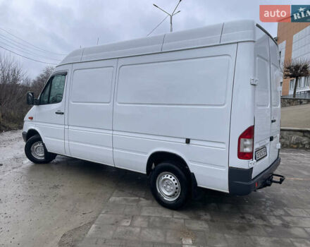 Белый Мерседес Sprinter, объемом двигателя 2.7 л и пробегом 890 тыс. км за 9999 $, фото 6 на Automoto.ua