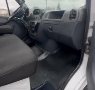 Білий Мерседес Sprinter, об'ємом двигуна 2.15 л та пробігом 600 тис. км за 10750 $, фото 38 на Automoto.ua