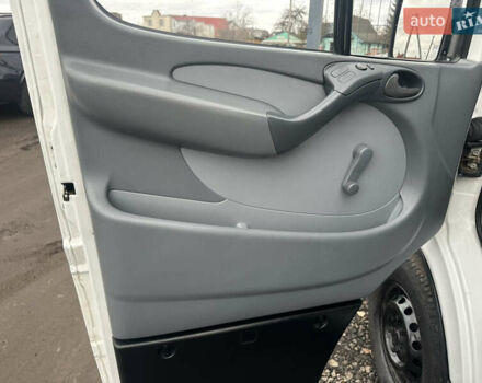 Білий Мерседес Sprinter, об'ємом двигуна 2.15 л та пробігом 600 тис. км за 10750 $, фото 32 на Automoto.ua