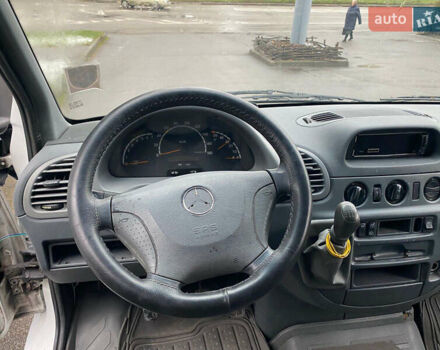 Білий Мерседес Sprinter, об'ємом двигуна 2.2 л та пробігом 390 тис. км за 6999 $, фото 40 на Automoto.ua