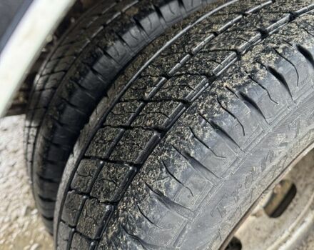 Белый Мерседес Sprinter, объемом двигателя 2.7 л и пробегом 400 тыс. км за 5500 $, фото 4 на Automoto.ua