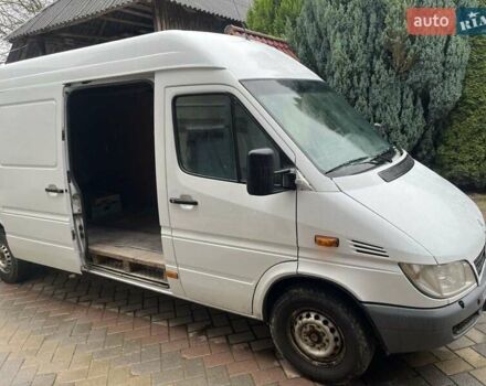 Білий Мерседес Sprinter, об'ємом двигуна 2.7 л та пробігом 640 тис. км за 10500 $, фото 4 на Automoto.ua