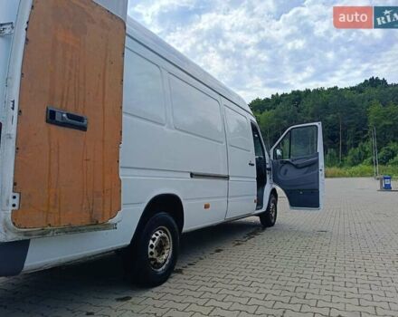 Белый Мерседес Sprinter, объемом двигателя 2.7 л и пробегом 623 тыс. км за 10700 $, фото 18 на Automoto.ua
