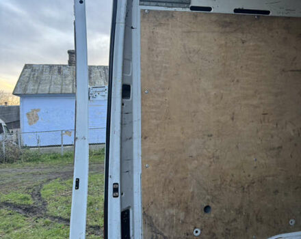 Белый Мерседес Sprinter, объемом двигателя 2.2 л и пробегом 351 тыс. км за 10600 $, фото 47 на Automoto.ua