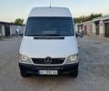 Белый Мерседес Sprinter, объемом двигателя 2.69 л и пробегом 901 тыс. км за 6000 $, фото 4 на Automoto.ua