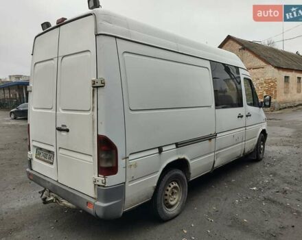 Білий Мерседес Sprinter, об'ємом двигуна 2.7 л та пробігом 403 тис. км за 5250 $, фото 7 на Automoto.ua