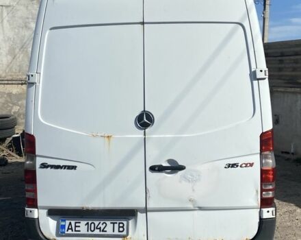 Белый Мерседес Sprinter, объемом двигателя 2.2 л и пробегом 200 тыс. км за 9700 $, фото 16 на Automoto.ua