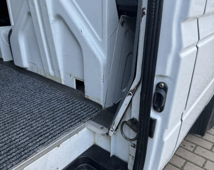 Белый Мерседес Sprinter, объемом двигателя 2.2 л и пробегом 351 тыс. км за 10600 $, фото 35 на Automoto.ua