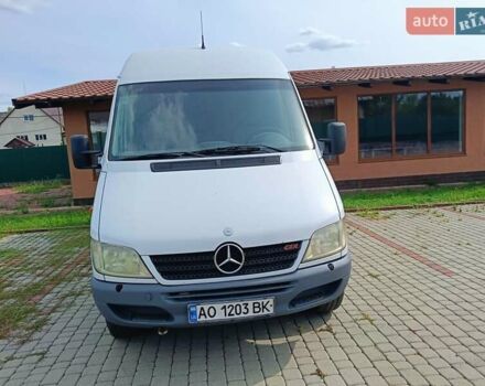 Белый Мерседес Sprinter, объемом двигателя 2.7 л и пробегом 623 тыс. км за 10700 $, фото 1 на Automoto.ua
