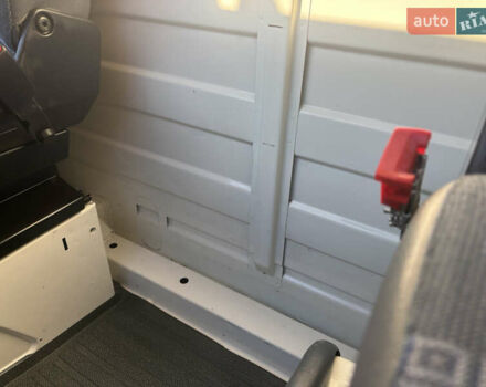 Білий Мерседес Sprinter, об'ємом двигуна 2.7 л та пробігом 198 тис. км за 18500 $, фото 23 на Automoto.ua