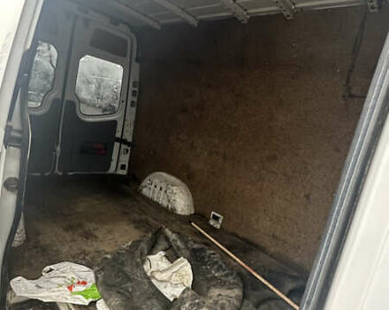 Белый Мерседес Sprinter, объемом двигателя 2.1 л и пробегом 150 тыс. км за 13000 $, фото 9 на Automoto.ua