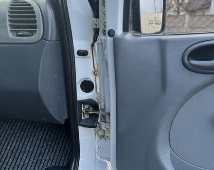 Белый Мерседес Sprinter, объемом двигателя 2.2 л и пробегом 351 тыс. км за 10600 $, фото 31 на Automoto.ua