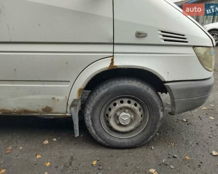Білий Мерседес Sprinter, об'ємом двигуна 2.7 л та пробігом 403 тис. км за 5250 $, фото 13 на Automoto.ua