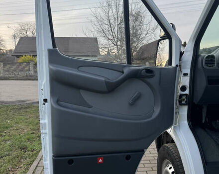 Белый Мерседес Sprinter, объемом двигателя 2.2 л и пробегом 351 тыс. км за 10600 $, фото 14 на Automoto.ua