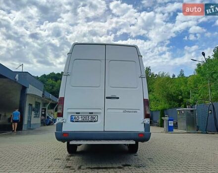 Белый Мерседес Sprinter, объемом двигателя 2.7 л и пробегом 623 тыс. км за 10700 $, фото 7 на Automoto.ua