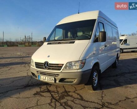 Белый Мерседес Sprinter, объемом двигателя 0 л и пробегом 260 тыс. км за 15500 $, фото 1 на Automoto.ua