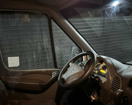 Білий Мерседес Sprinter, об'ємом двигуна 2.7 л та пробігом 387 тис. км за 12500 $, фото 17 на Automoto.ua