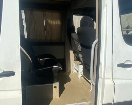 Белый Мерседес Sprinter, объемом двигателя 2.2 л и пробегом 200 тыс. км за 9700 $, фото 2 на Automoto.ua