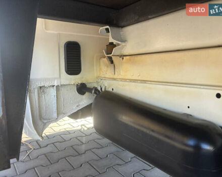Білий Мерседес Sprinter, об'ємом двигуна 2.7 л та пробігом 198 тис. км за 18500 $, фото 16 на Automoto.ua