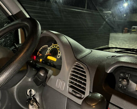 Білий Мерседес Sprinter, об'ємом двигуна 2.7 л та пробігом 387 тис. км за 12500 $, фото 21 на Automoto.ua