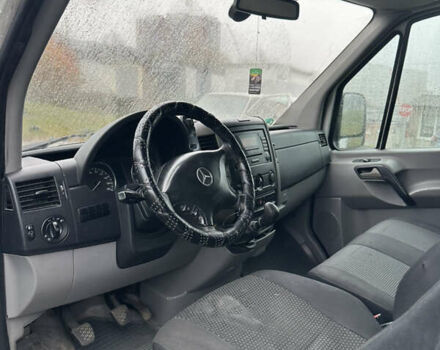 Белый Мерседес Sprinter, объемом двигателя 2.15 л и пробегом 555 тыс. км за 10000 $, фото 8 на Automoto.ua