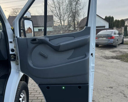 Белый Мерседес Sprinter, объемом двигателя 2.2 л и пробегом 351 тыс. км за 10600 $, фото 32 на Automoto.ua