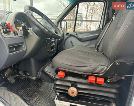 Білий Мерседес Sprinter, об'ємом двигуна 2.15 л та пробігом 600 тис. км за 10750 $, фото 36 на Automoto.ua